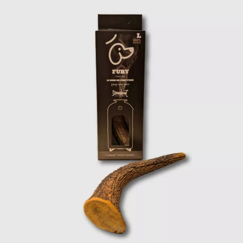 Bois de cerf entier pour chien Fumé au jambon !